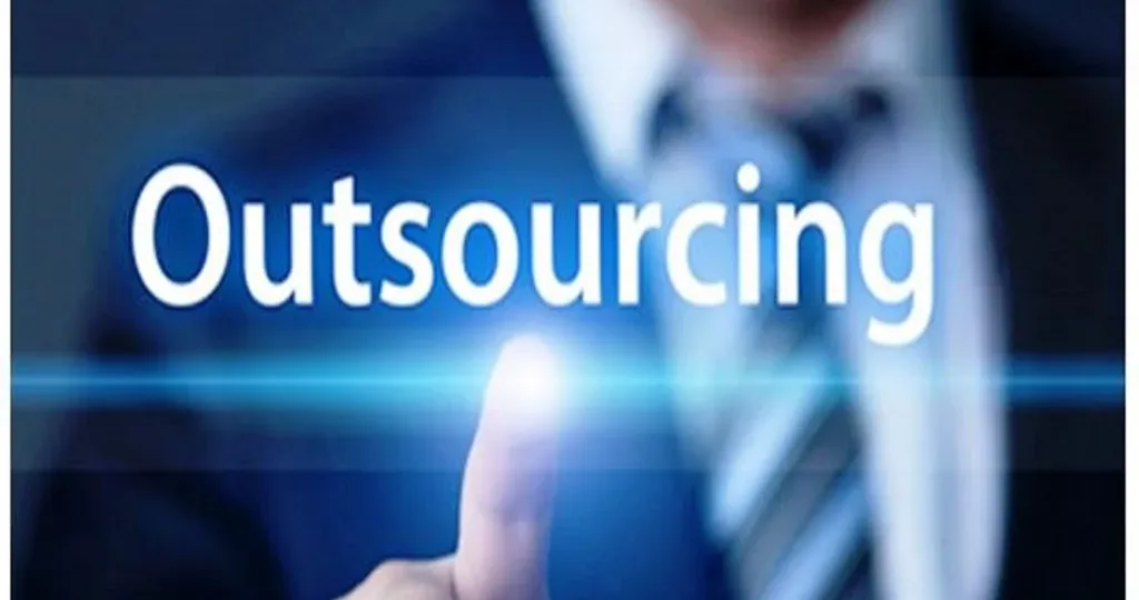 20160904202642-outsourcing-web-2